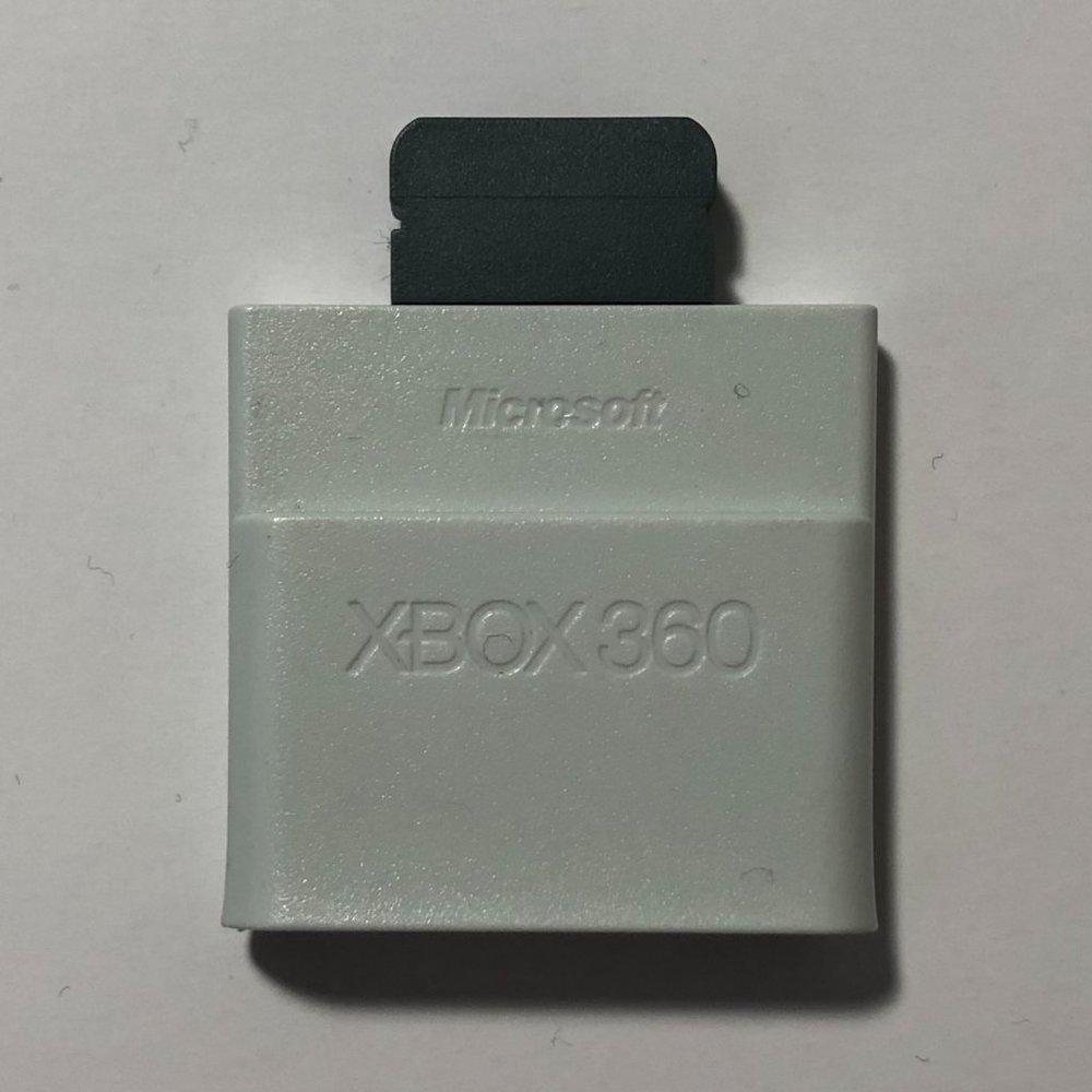 Xbox 360 64mb Memory Unit (WORKS ONLY w/ ORIGINAL XBOX360)